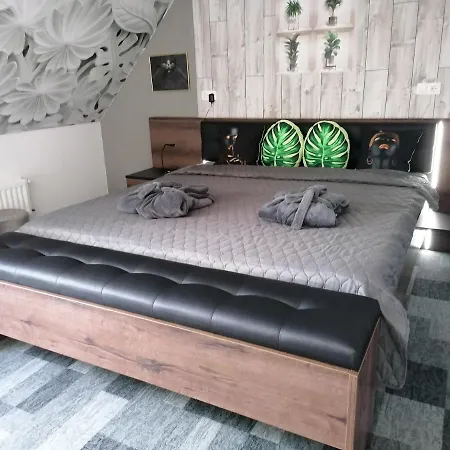 펜션 Kokert Delux Pihenohaz